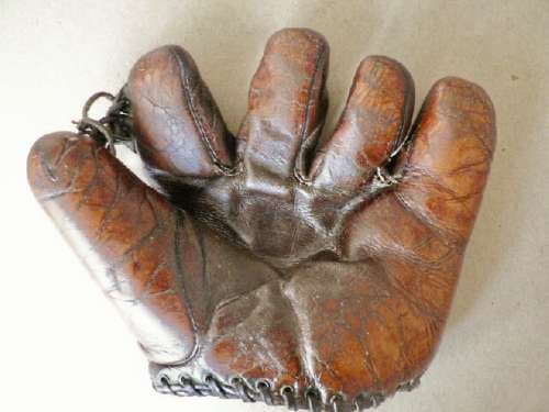 Hugh Critz D&M 1 Front